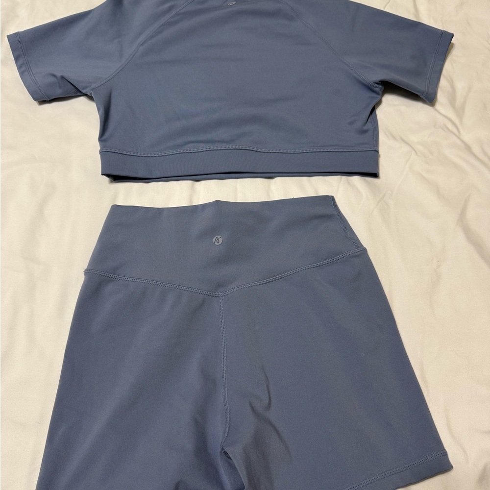 Women's Blue Active Set